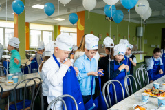 Мастер-класс от «Комбината питания НЕВА»: готовим полезные десерты вместе!