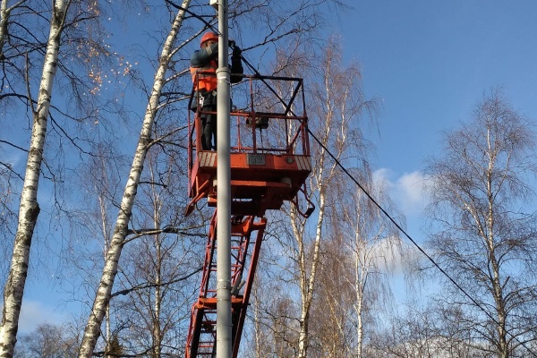 Продолжается восстановление работы наружного освещения после шторма