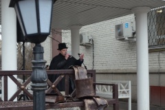 В сквере на Черной речке читали «Евгения Онегина»