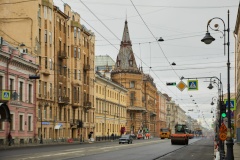 В рамках нацпроекта «Безопасные качественные дороги» Литейный проспект досрочно приведен в нормативное состояние