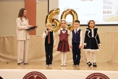 Школа №353 Московского района отметила 60-летие