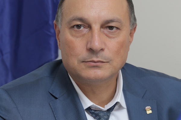 Сергей Купченко поздравил петербуржцев с Днем Героев Отечества