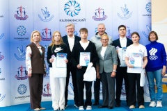В СШОР № 3 торжественно закрыли сезон 2025/2026: 4 новых мастера спорта, 20 кандидатов и легенды российского спорта в гостях