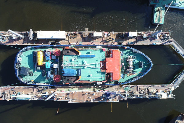 Ледокол «Невская Застава» готовится к очередному зимнему сезону