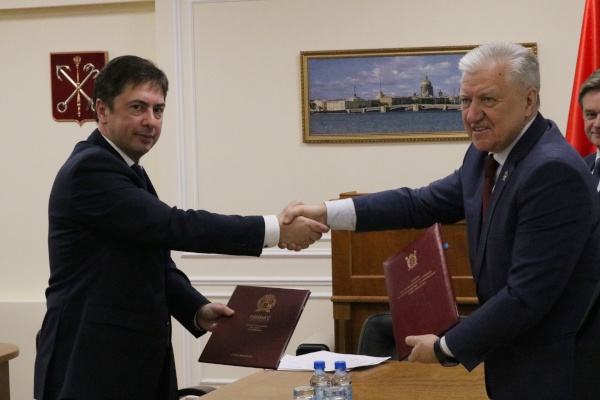 Валерий Москаленко и Владимир Шамахов подписали соглашение о сотрудничестве
