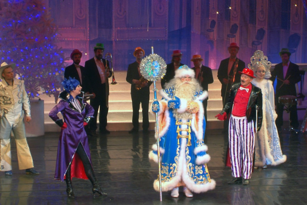 24 декабря - Благотворительная новогодняя ёлка во Дворце творсества юных