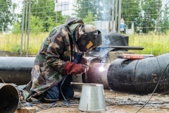 Теплосеть продолжает ремонт трубопровода в Красногвардейском районе