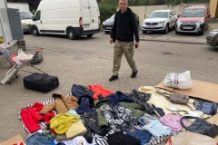 У метро "Проспект Ветеранов" прошёл рейд по пресечению несанкционированной торговли