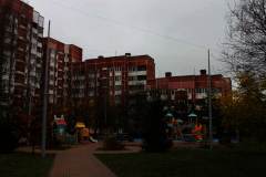 Создание комфортной городской среды: в жилом квартале рядом с парком Усадьбы Орловых-Денисовых появится наружное освещение