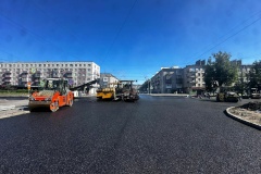 10 тыс. кв метров асфальтобетона уложили за выходные на Ланском шоссе
