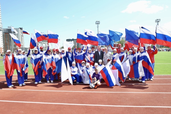 В парке «Озеро Долгое» открылся многофункциональный  стадион