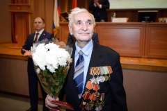 Медали «75 лет Победы в Великой Отечественной войне 1941-1945 годов» торжественно вручили ветеранам