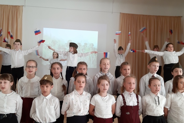 В школе № 60 поют о мире без войны