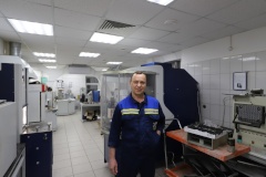 В Санкт‑Петербурге продолжается подготовка к началу дорожного сезона