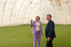 В СШОР будет отремонтировано покрытие футбольного поля под куполом