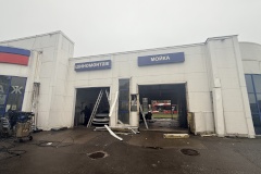 ККИ освобождает городскую территорию от незаконного  600-метрового автосервиса на проспекте Стачек