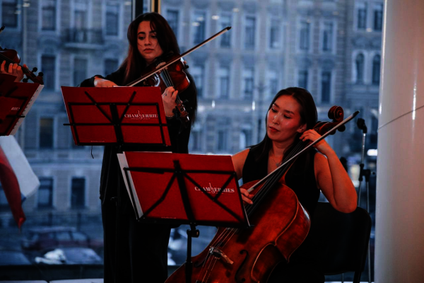 В честь юбилея Центрального района в БКЗ «Октябрьский» состоялся торжественный концерт