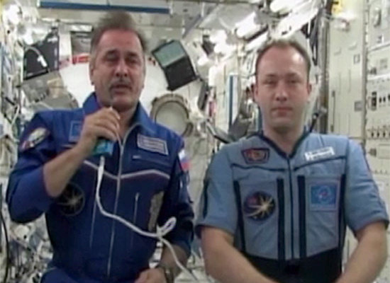Поздравление с Днем города от космонавтов Павла Виноградова и Александра Мисуркина