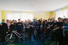 Сотрудники «Городского центра управления парковками» подарили ребятам из школы-интерната №18 новые велосипеды