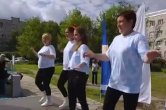 Многофункциональную спортивную площадку открыли на Учительской улице
