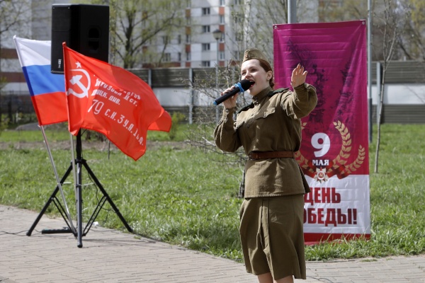 Акция "Поем всем двором"