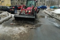 Сегодня в уборке Невского района было задействовано 53 единицы снегоуборочной техники