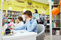 Открытие библиотеки на Богатырском, 8