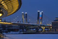 Ко Дню защитника Отечества петербургские мосты будут подсвечены в цвета российского триколора, зажгутся факелы Ростральных колонн