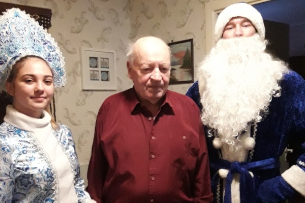 В Невском районе продолжается гражданско-патриотическая акция «Дети - ветеранам»