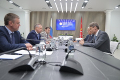Александр Беглов: Все турникеты петербургского метро будут принимать банковские карты уже в июле этого года