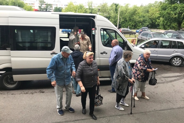 Акция Добра и Заботы о горожанах в поликлинике Кировского района