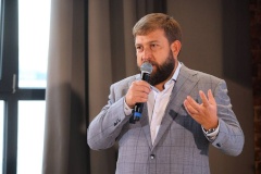 В Петербурге может появиться Реестр курьеров, использующих в своей работе средства индивидуальной мобильности