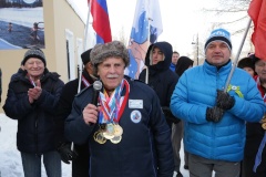 В парке Победы прошел традиционный заплыв любителей зимнего плаванья