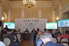 Денис Беляев провёл презентацию брошюры «Как сделать мероприятие экологичнее? Практические советы»