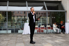 В Петродворцовом районе прошли первые танцевальные веранды