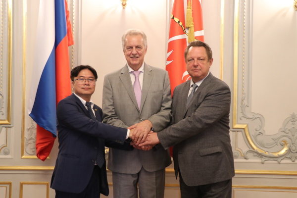 Вьетнамская община Санкт‑Петербурга получила государственную регистрацию