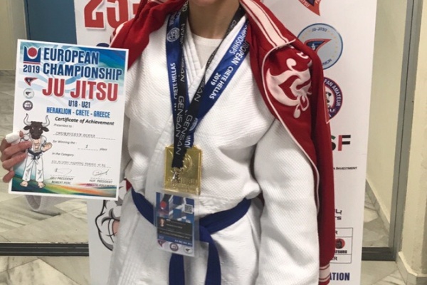 На Первенстве Европы гимн России звучал в честь петергофской спортсменки