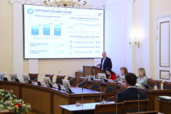 Экономика Петербурга прошла год без существенных потерь