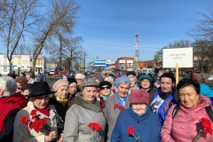 Делегация Кировского района приняла участие в торжественно-траурной церемонии возложения цветов к Памятнику узникам фашистских концлагерей в Красном селе