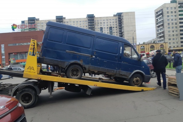 Очередной рейд комитета по вопросам законности завершился изъятием имущества незаконных торговцев