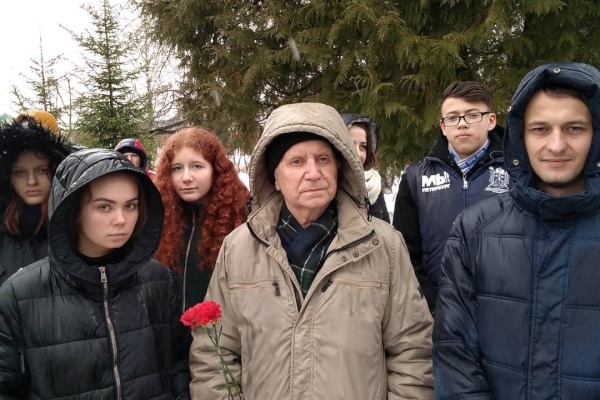 Молодежный совет Кировского района принял участие в торжествах, посвящённых 75-й годовщине освобождения Батецкого района от немецко-фашистских захватчиков