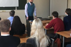 Студентам Петербурга напомнили об ответственности за незаконный оборот наркотиков
