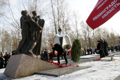 На Серафимовском кладбище прошла торжественно-траурная церемония у мемориала погибшим воинам-интернационалистам