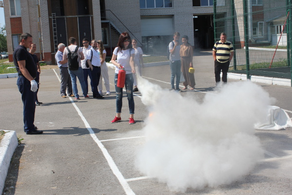 Для специалистов туристической сферы проели занятие по пожарной безопасности