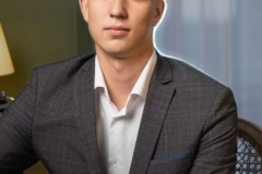 Тринадцать учащихся из школ Пушкинского района сдали ЕГЭ на 100 баллов