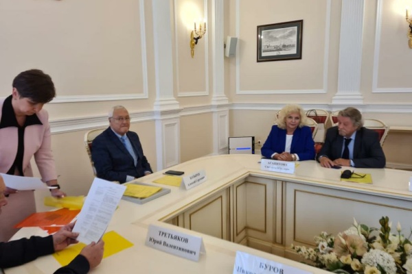 В Смольном состоялось очередное заседание городской Комиссии по вопросам помилования