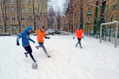 «Снежный кубок» разыграли дворовые команды