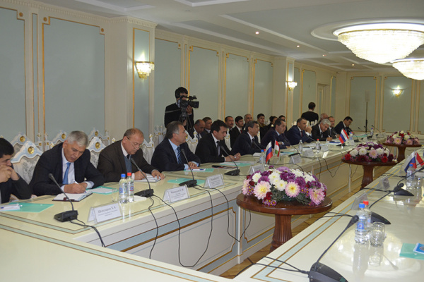 Представители Комитета по труду и занятости населения приняли участие в Днях Санкт‑Петербурга в Душанбе