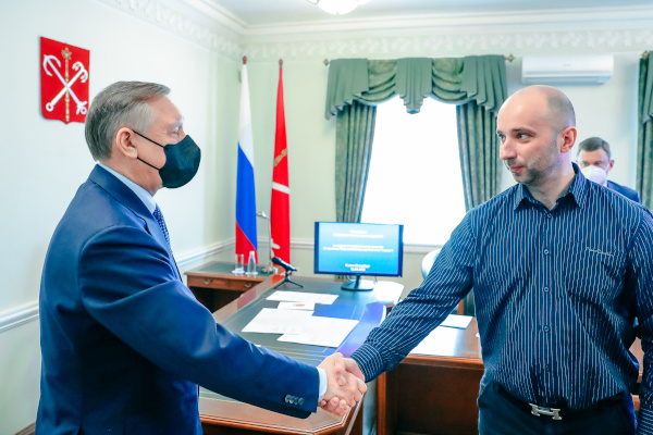Прием граждан: обустройство нового регулируемого пешеходного перехода на проспекте Маршала Блюхера