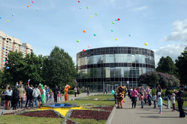 Открытие фестиваля современного уличного искусства (Street Art) 